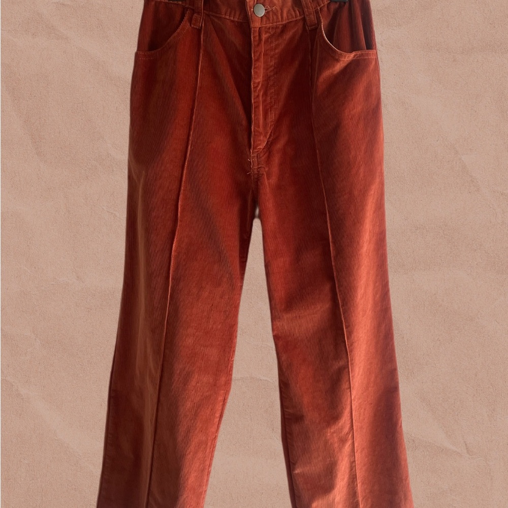 Lykke Wulf, Corduroy pants.